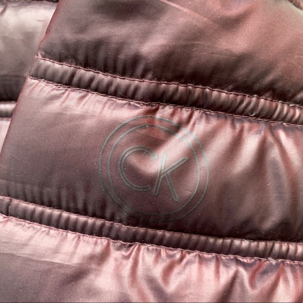 CALVIN KLEIN Hooded Packable Premium Down Puffer Coat Eggplant Wine XS - Picture 12 of 15